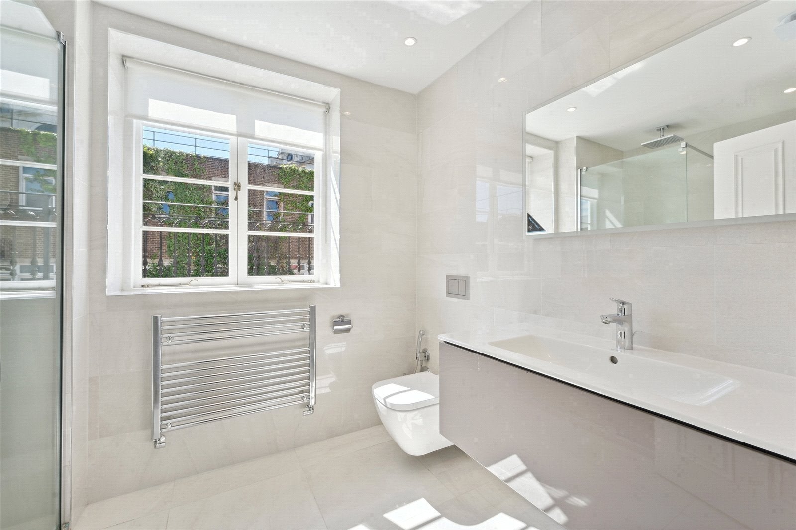 House Brompton Square in Greater London