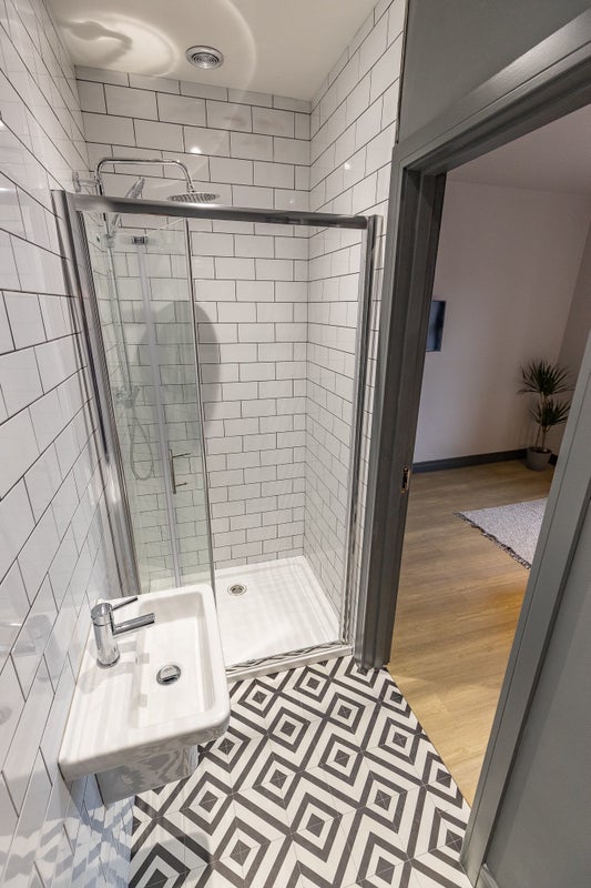 Room Hartford Street in Tameside
