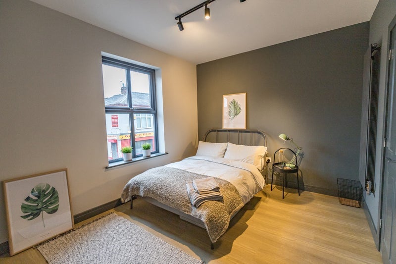 Room Hartford Street in Tameside