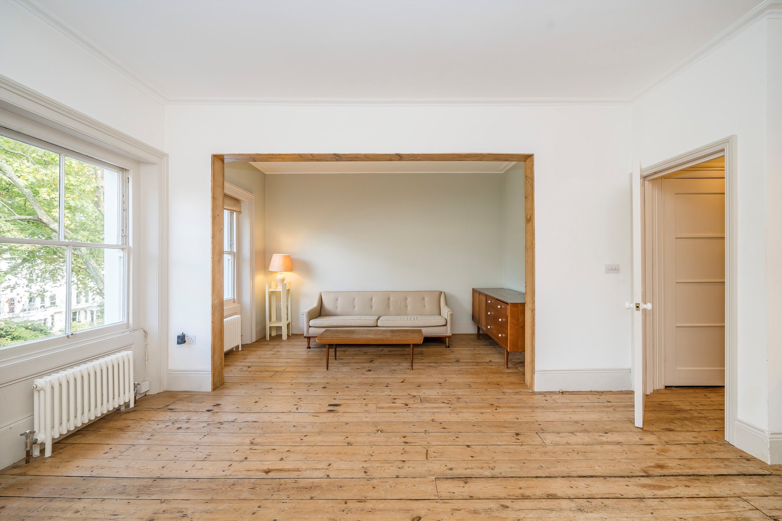 Flat Cornwall Gardens in Greater London