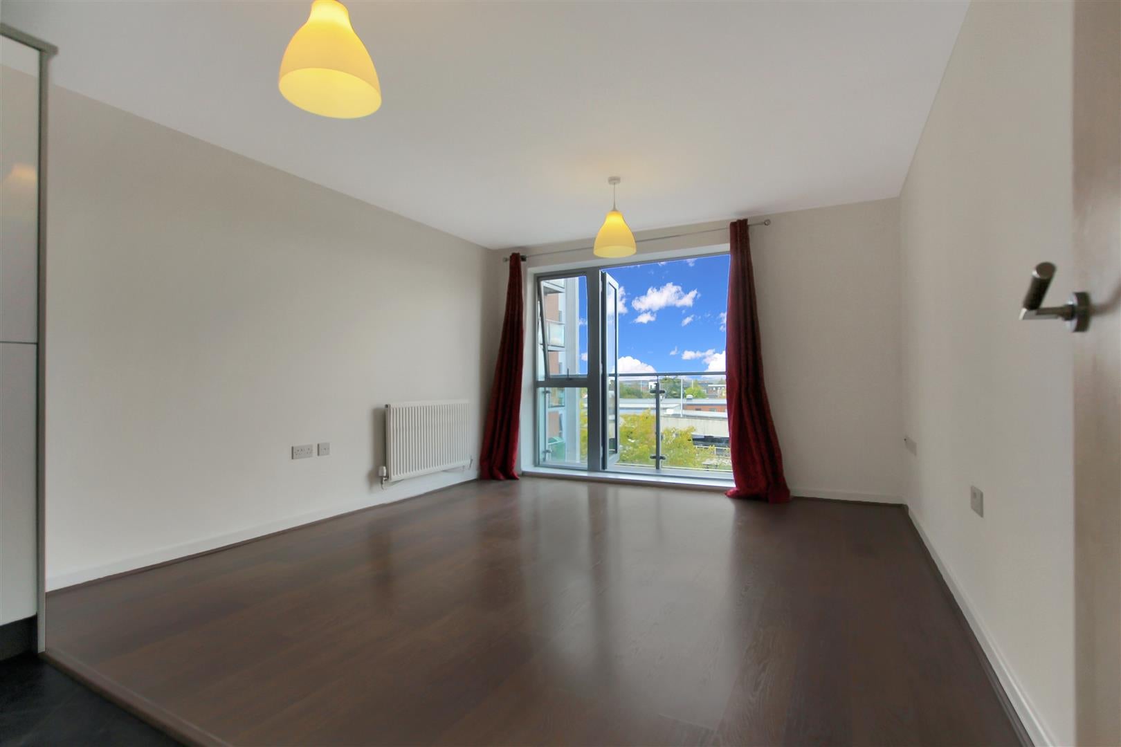 Flat Wilmington Close in Watford