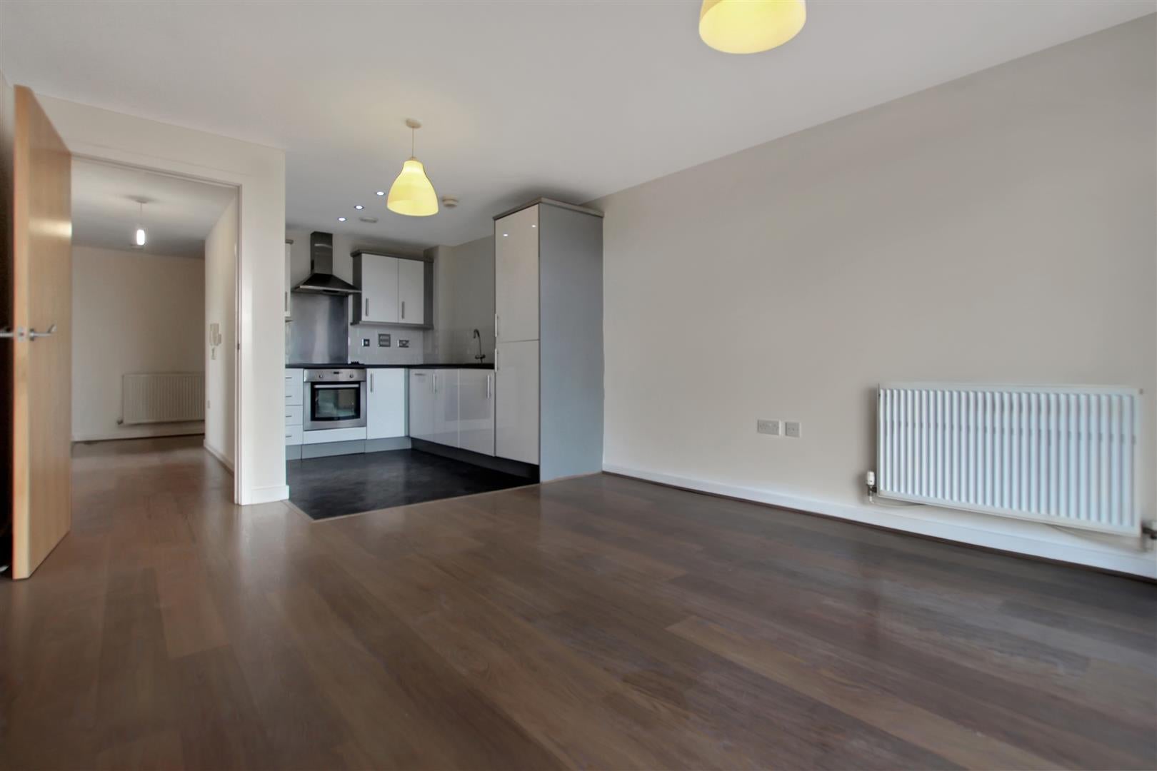 Flat Wilmington Close in Watford