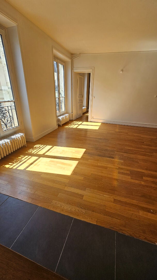 Appartement Rue Montmartre à Paris