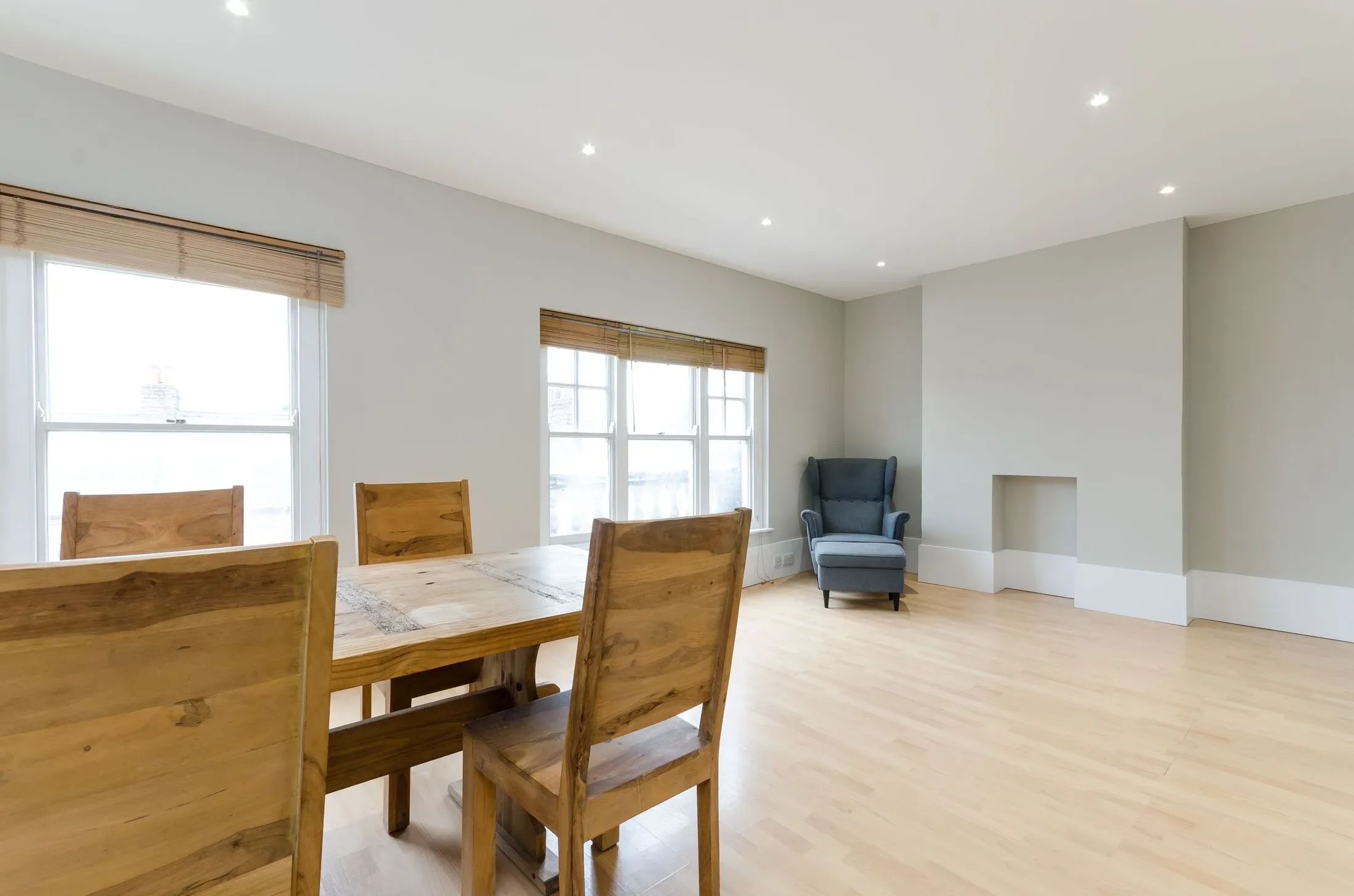 Flat New King's Road in Greater London