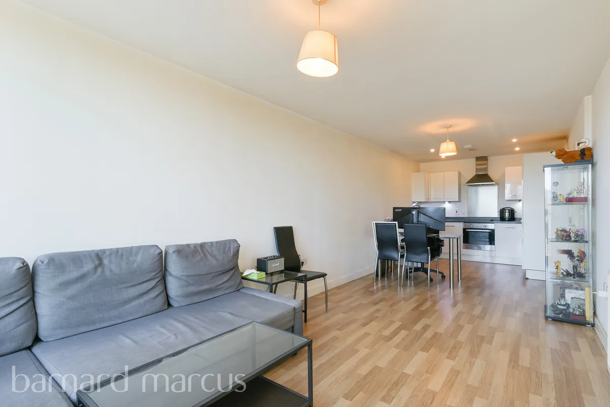 Flat Bloemfontein Road in Greater London
