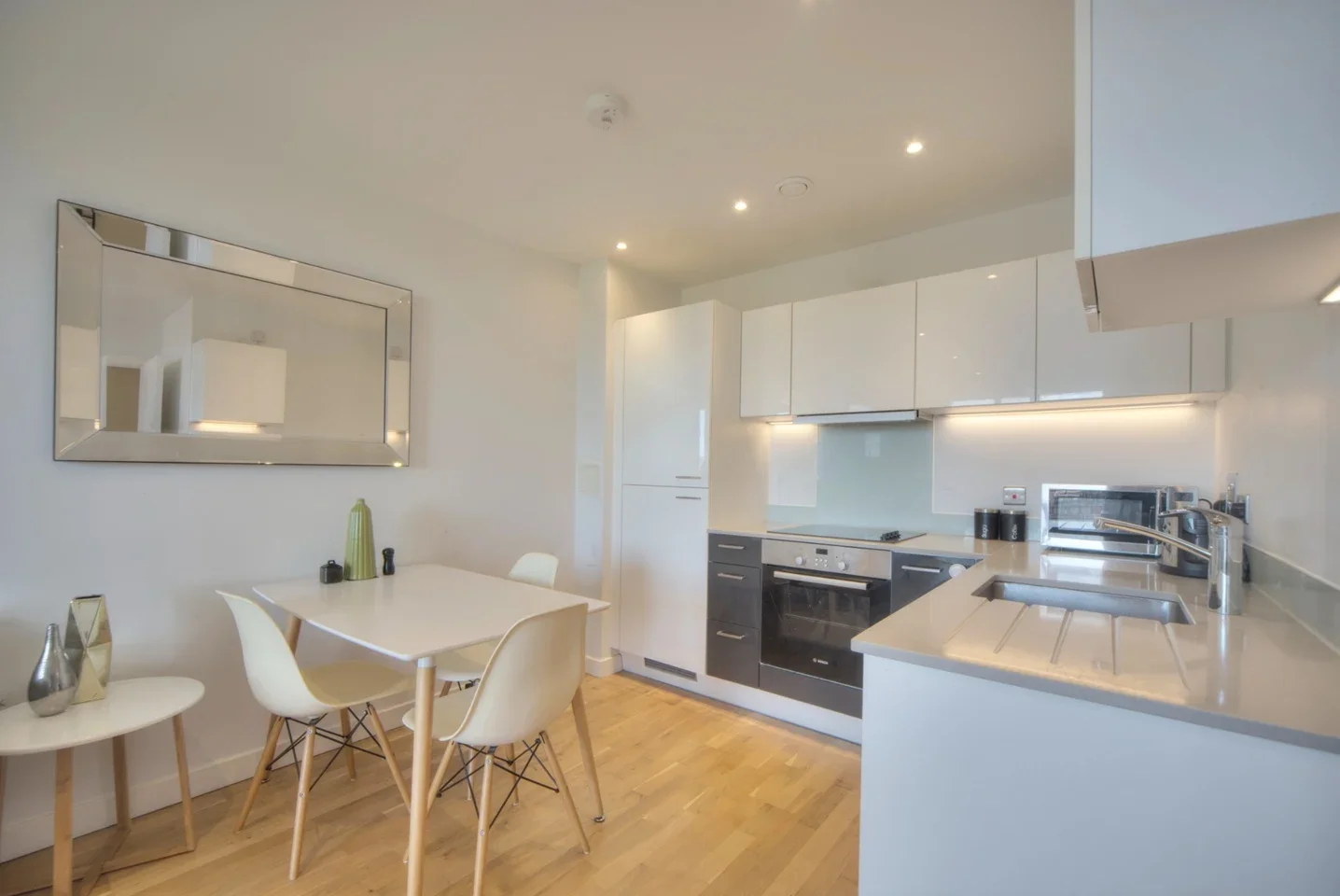 Flat Octavius Street in Greater London