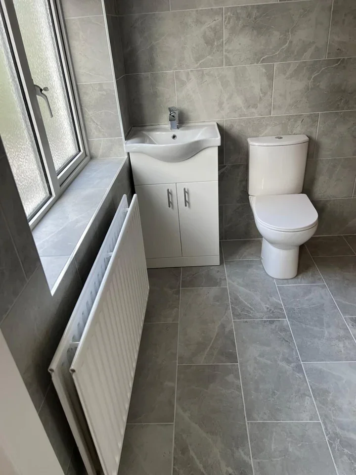 House Broom Mead in Greater London