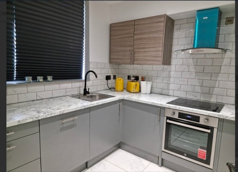 Room White Post Lane in Greater London