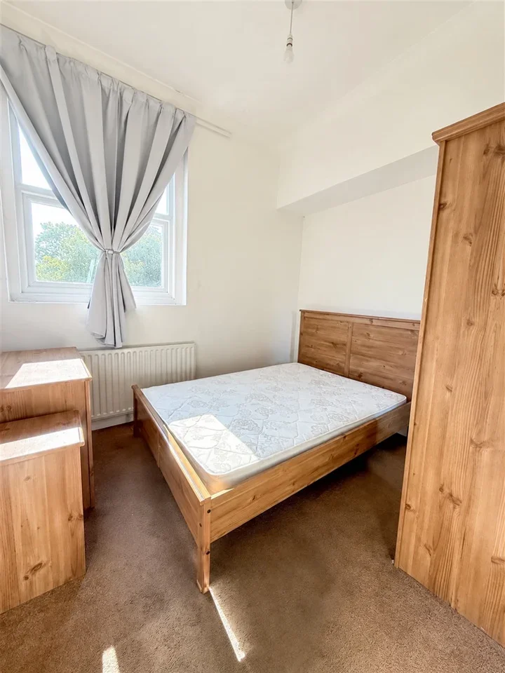 Flat Ladbroke Grove in Greater London