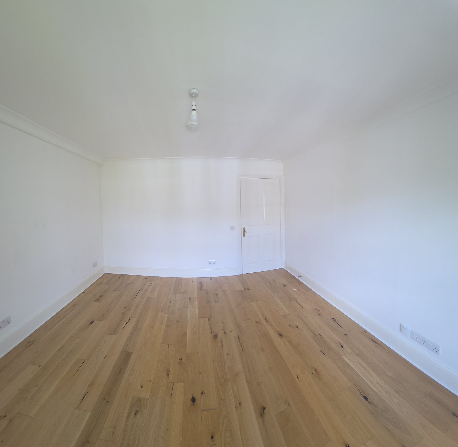 Flat Windsor Road in Greater London