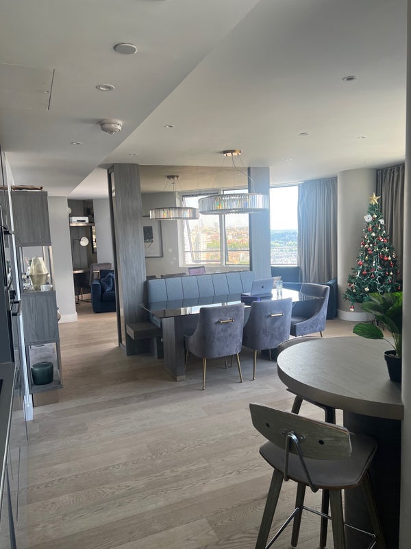 Room Lombard Road in Greater London