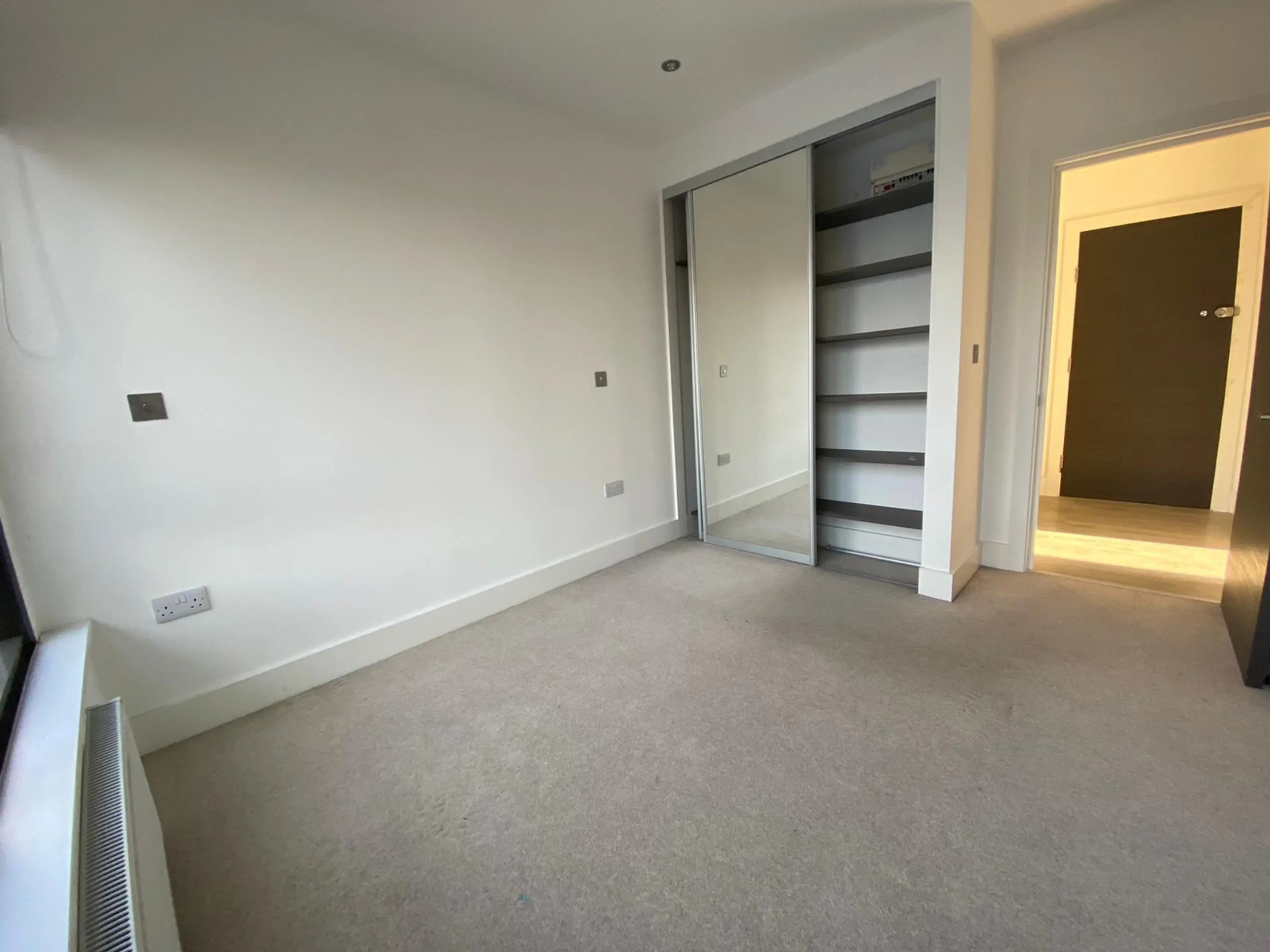 Flat Clarendon Road in Watford