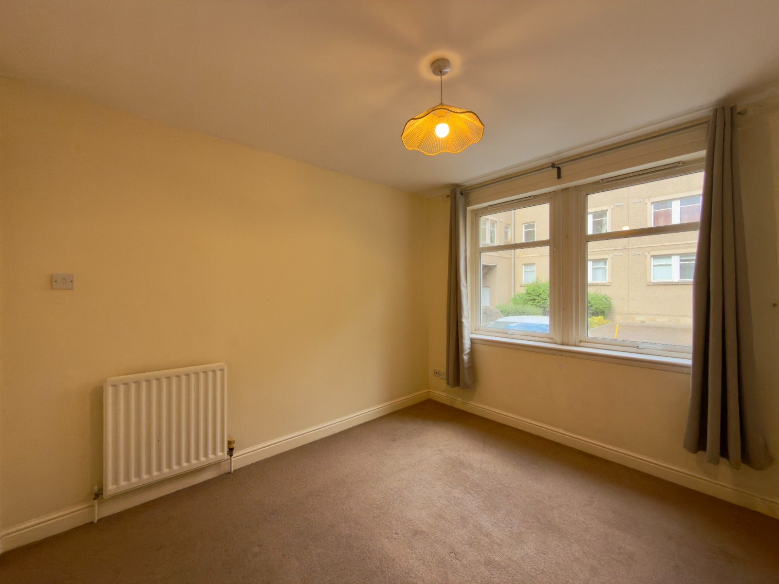 Flat Lauriston Gardens in City of Edinburgh