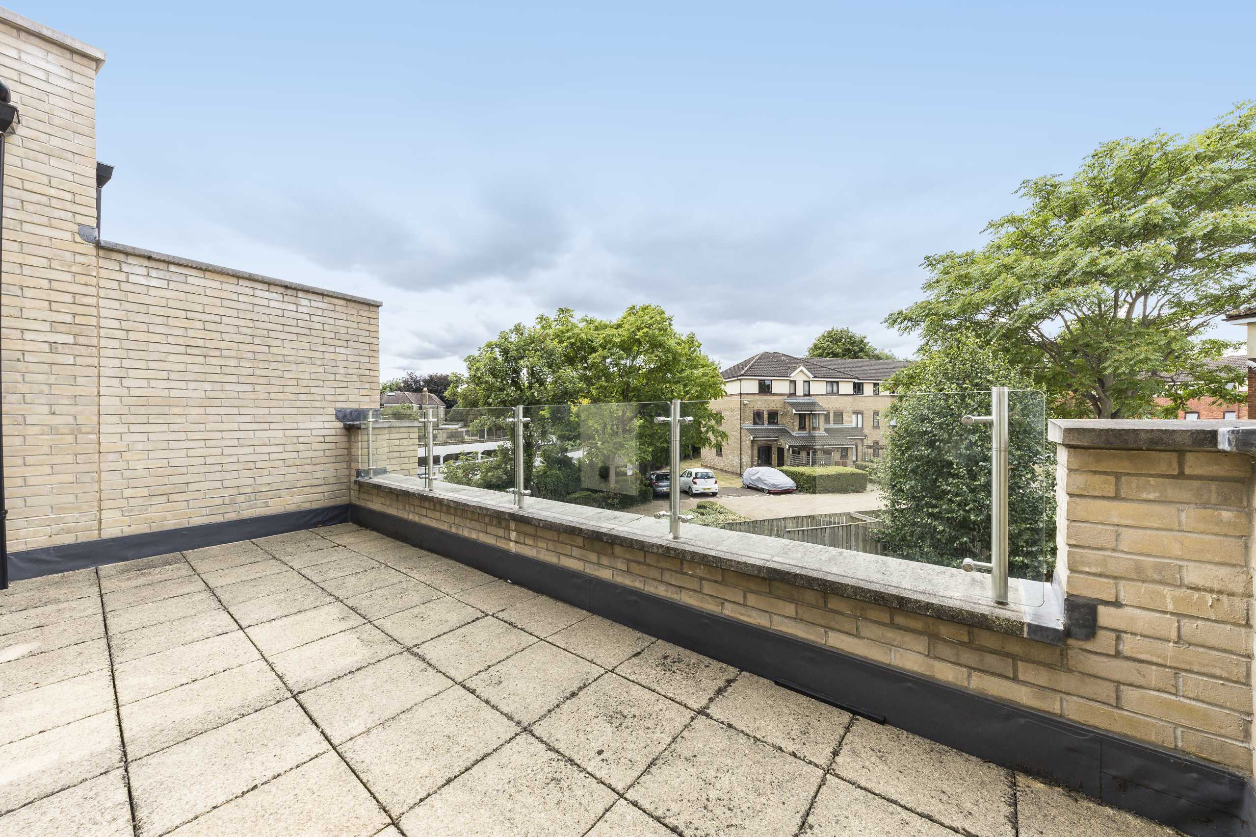 House Gunnersbury Mews in Greater London