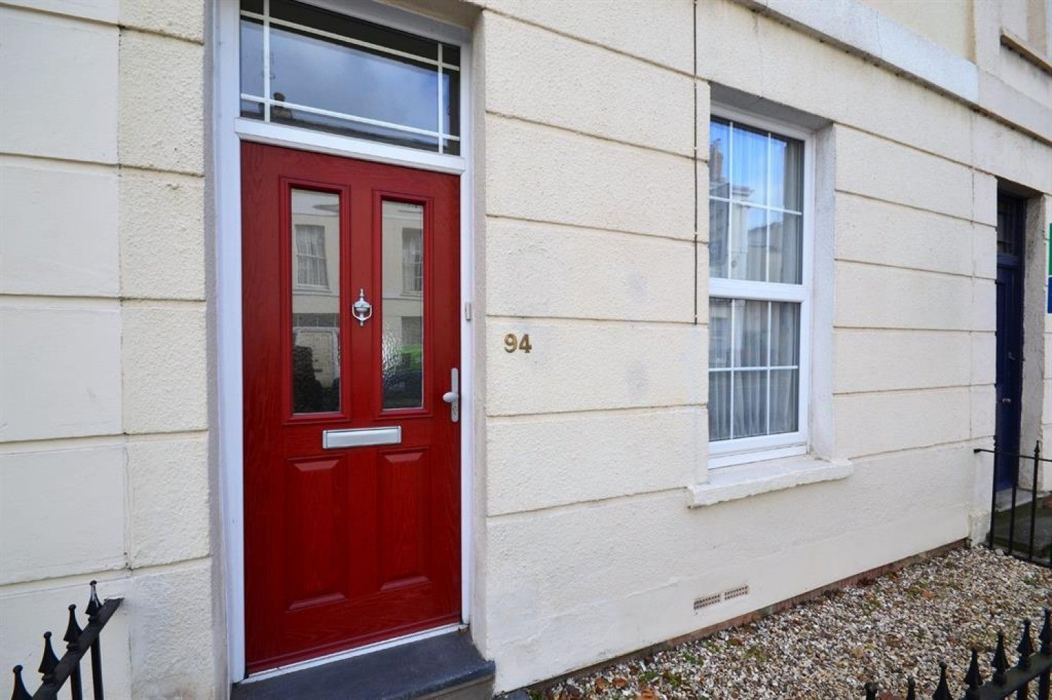 Flat Saint Georges Place in Cheltenham