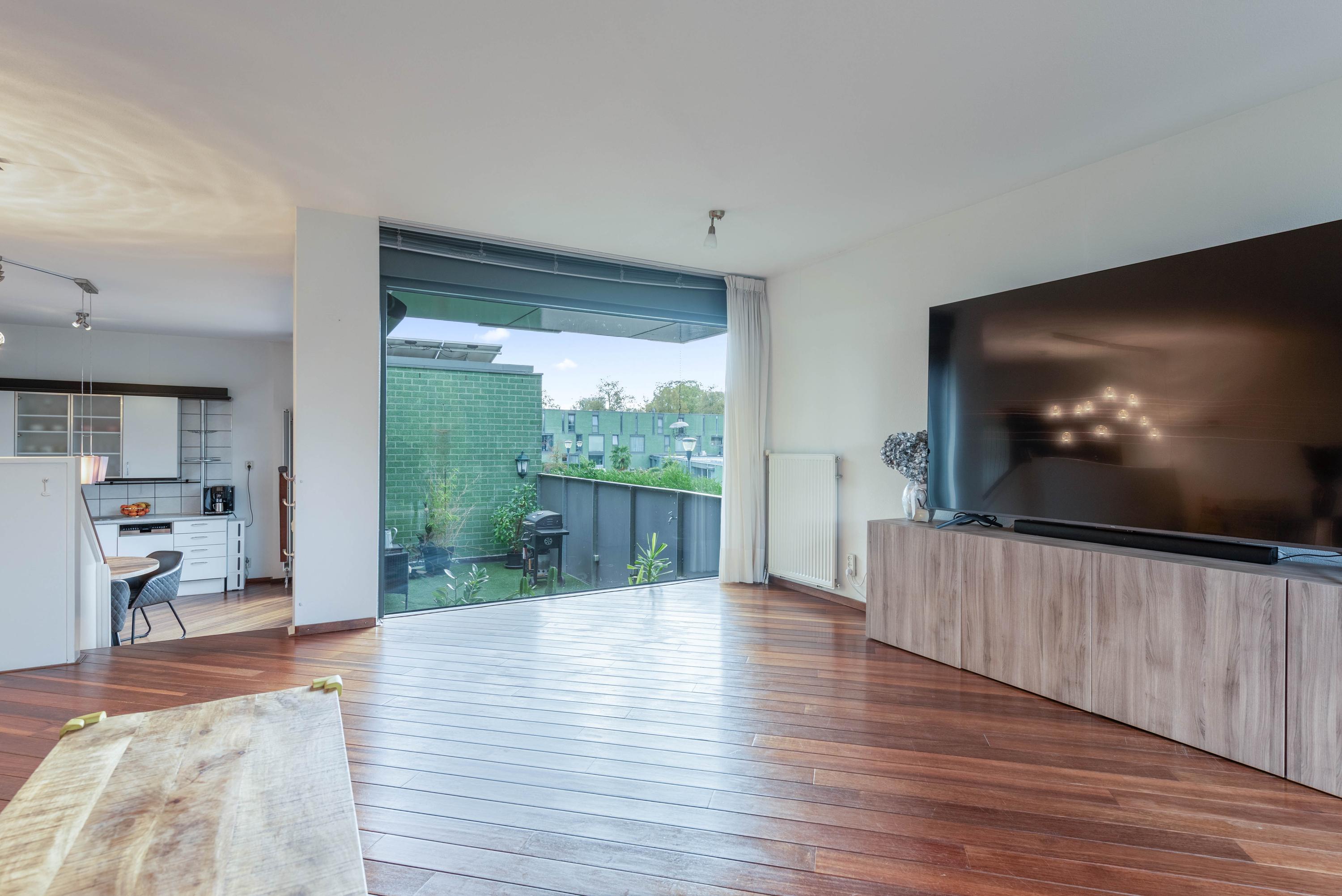 Tussenwoning te koop: Korenwolfstraat 43, Eindhoven