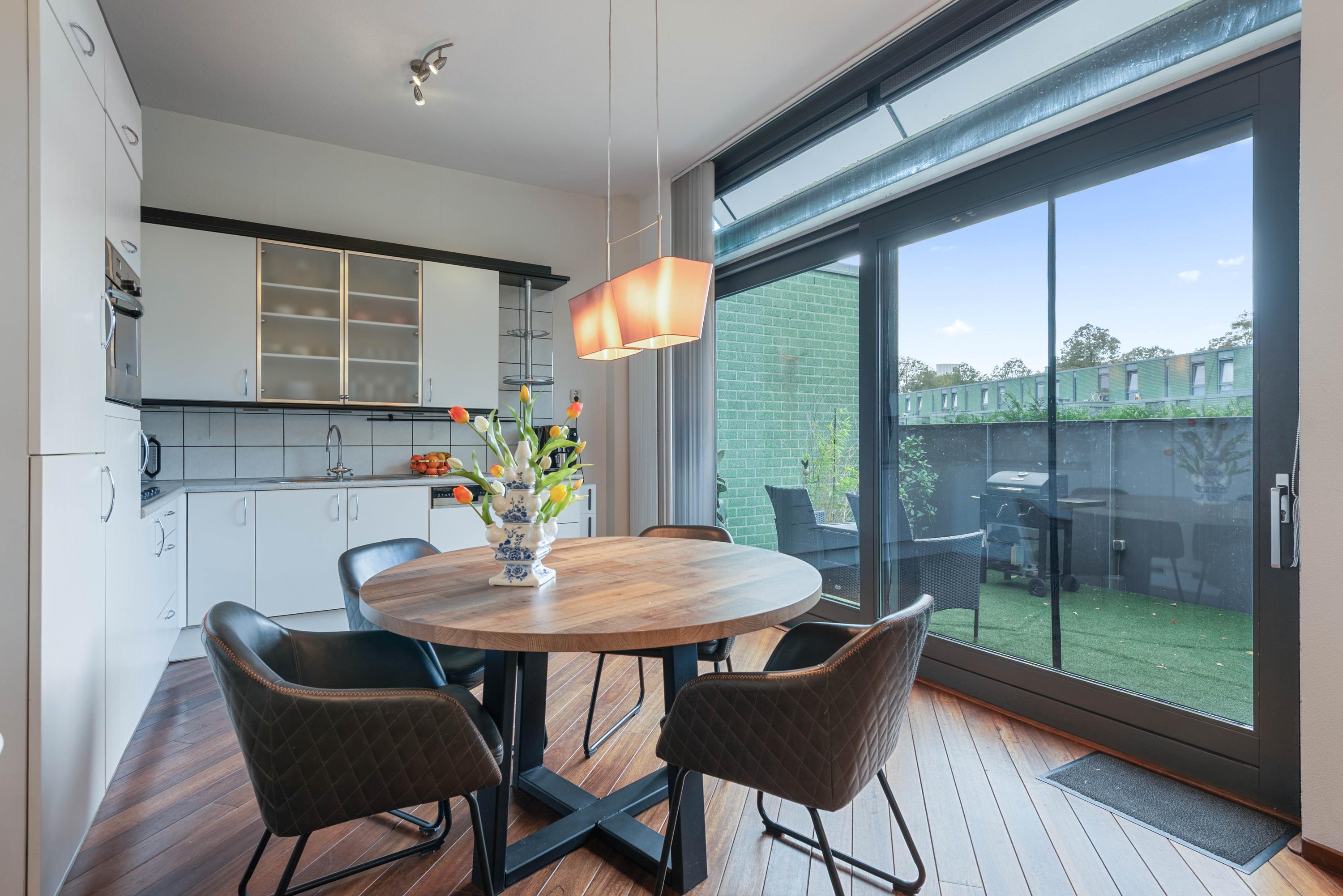 Tussenwoning te koop: Korenwolfstraat 43, Eindhoven