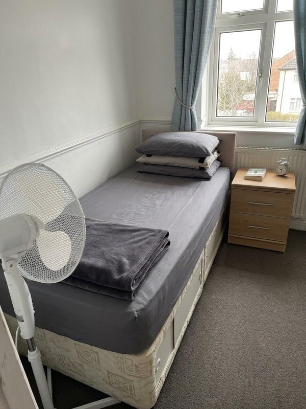 Room Cheviot Drive in Chelmsford