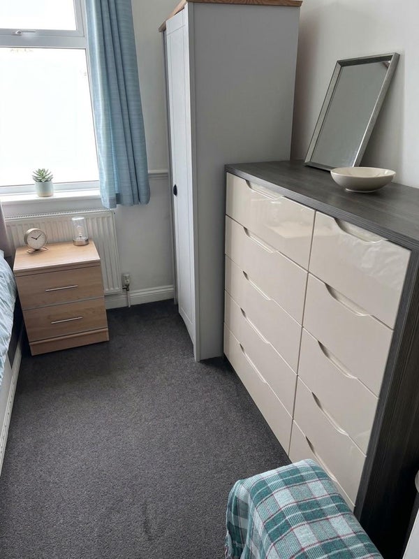 Room Cheviot Drive in Chelmsford