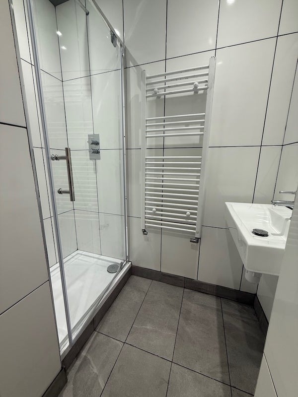 Room Pepys Road in Greater London