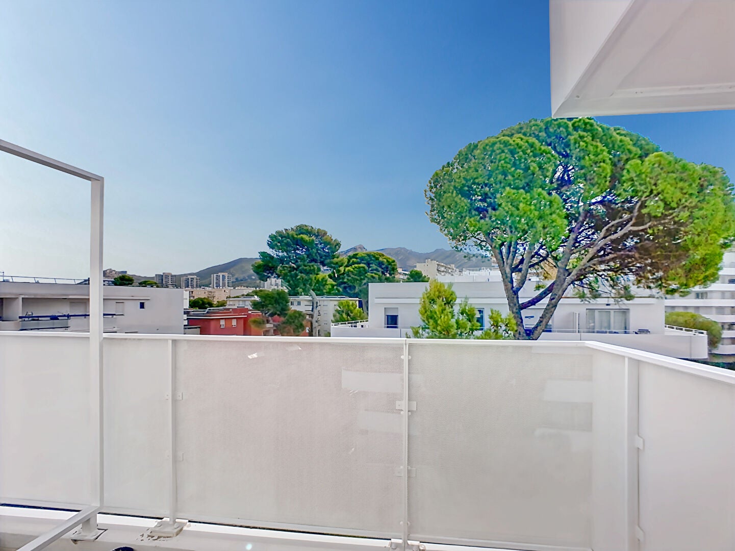 Flat Rue Gaston Berger in Marseille
