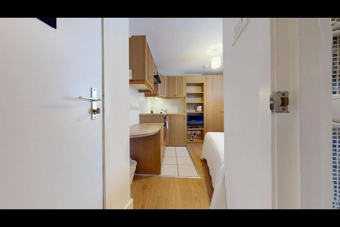 Flat Cartwright Gardens in Greater London