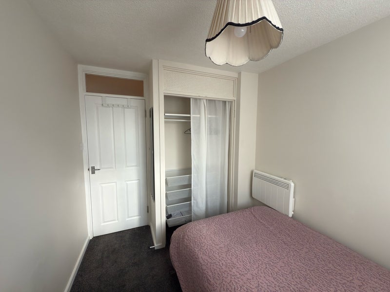 Room Hunton Hill in Birmingham