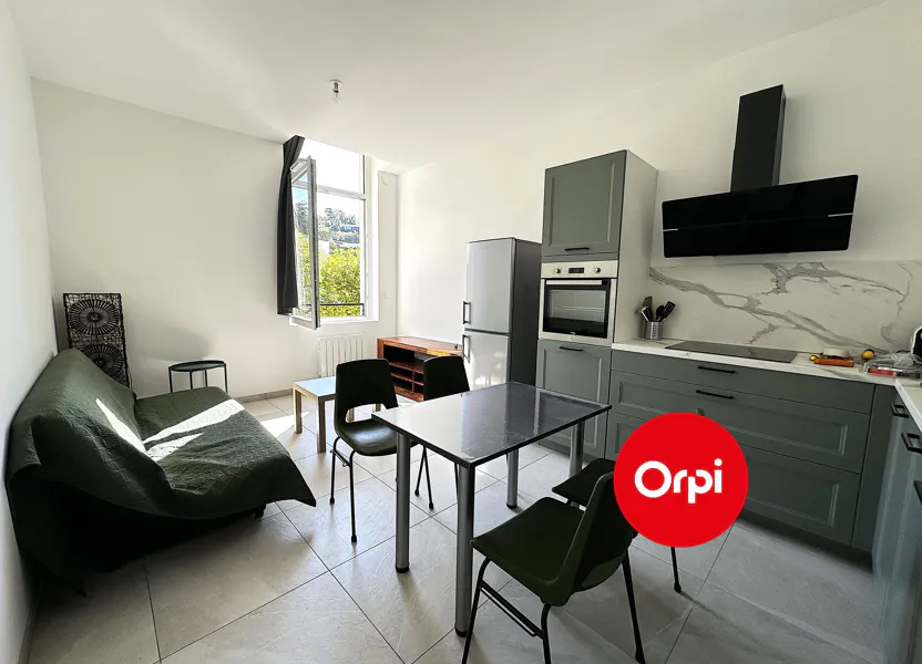 Flat Impasse des Hauts de Bon Accueil in Vienne