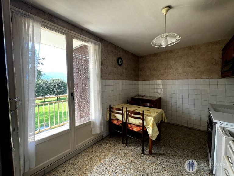 Flat Rue Louis Jouvet in Saint-Martin-d'Hères