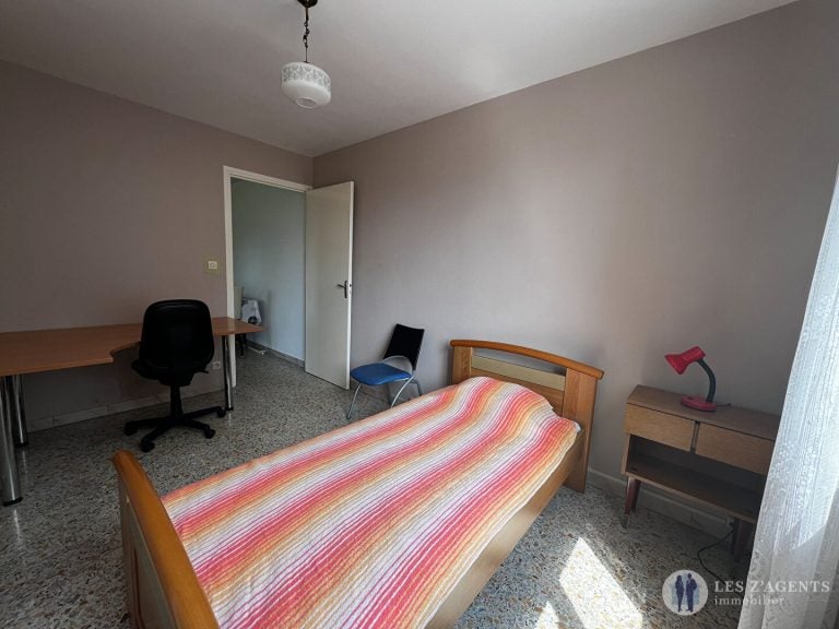 Flat Rue Louis Jouvet in Saint-Martin-d'Hères