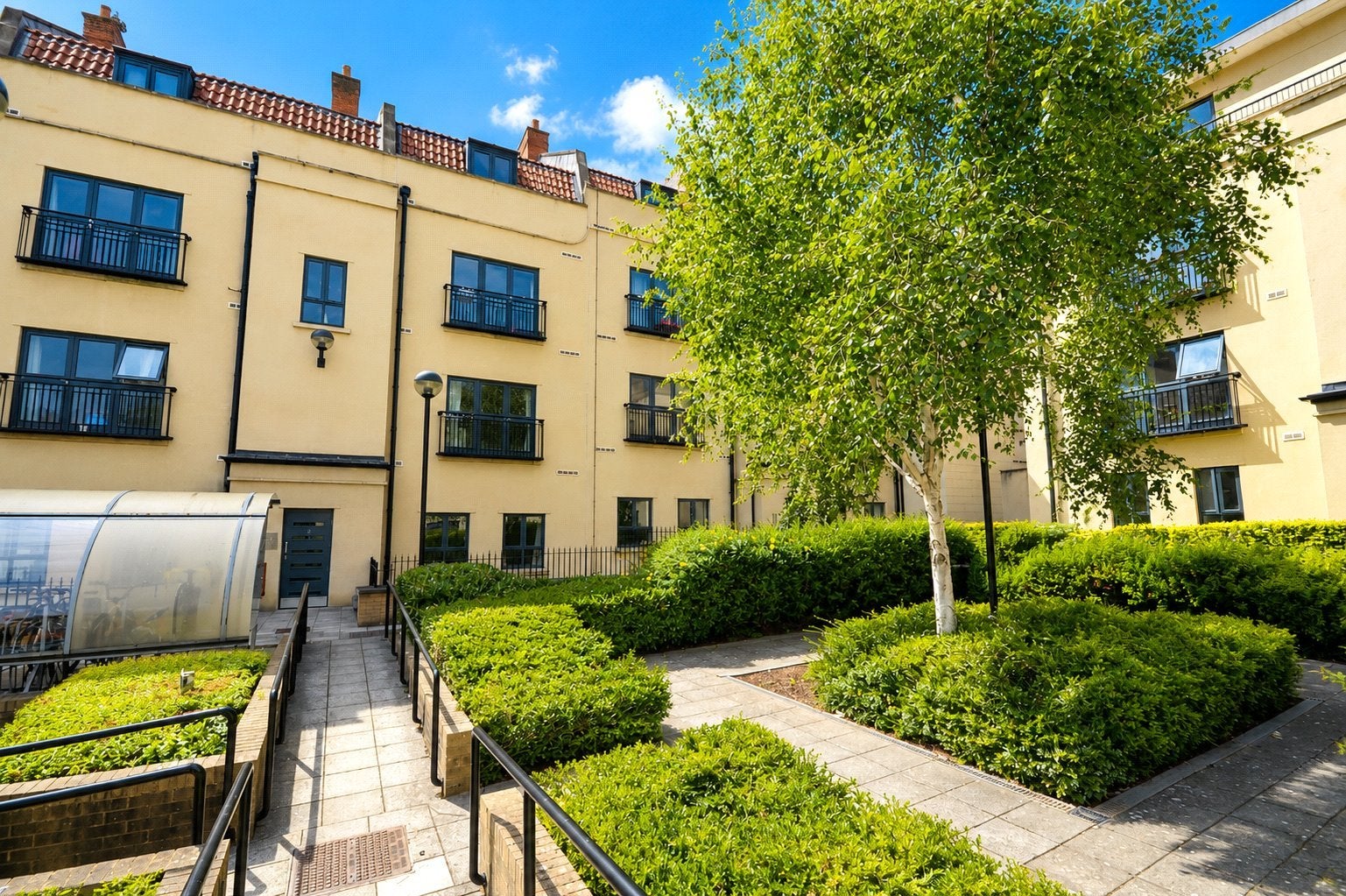 Flat Lemon Lane in Bristol
