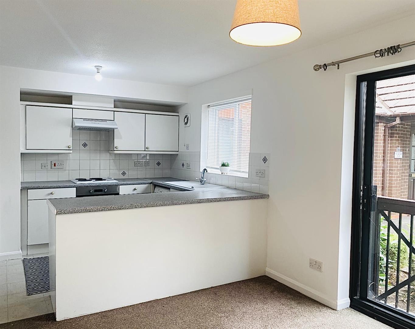 Flat Peter James Court in Stafford