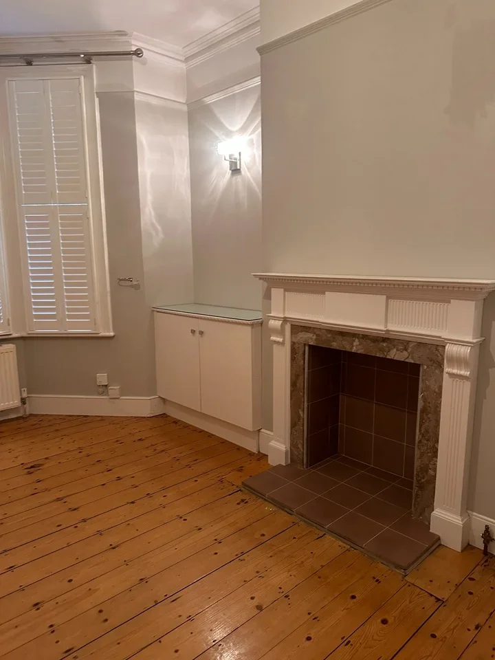 Flat Faraday Road in Greater London