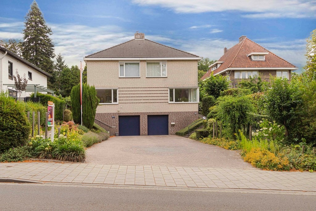 Huis Molenberglaan 104 A in Heerlen