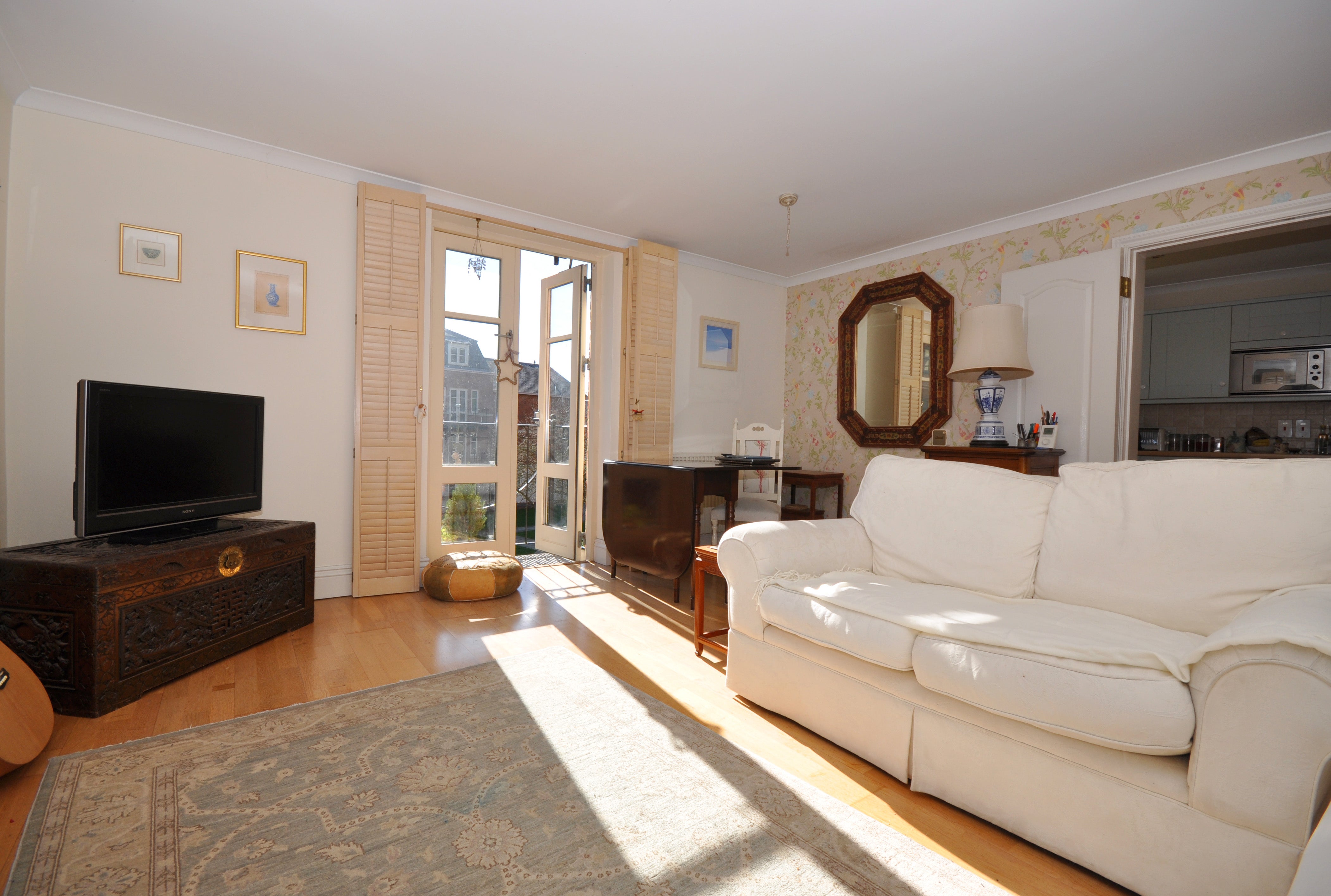 Flat Saint Georges Place in Cheltenham
