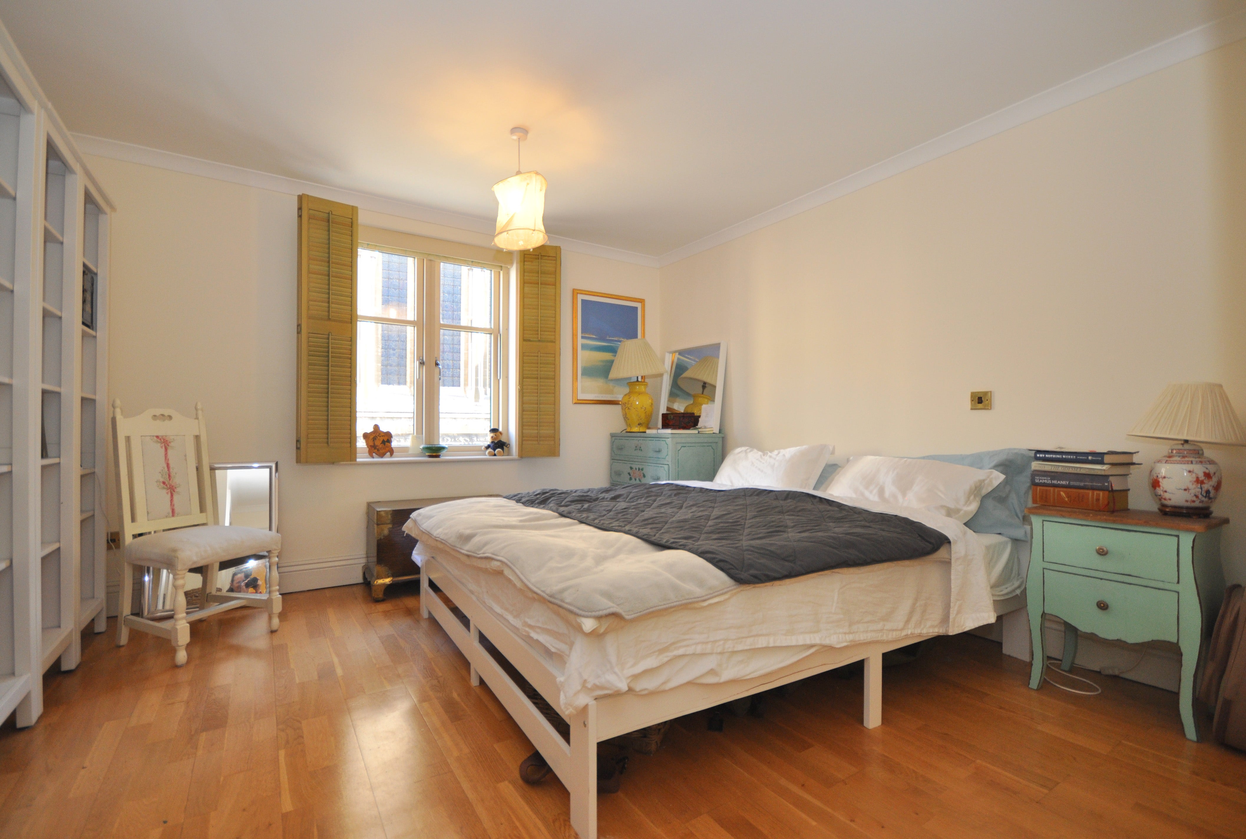 Flat Saint Georges Place in Cheltenham