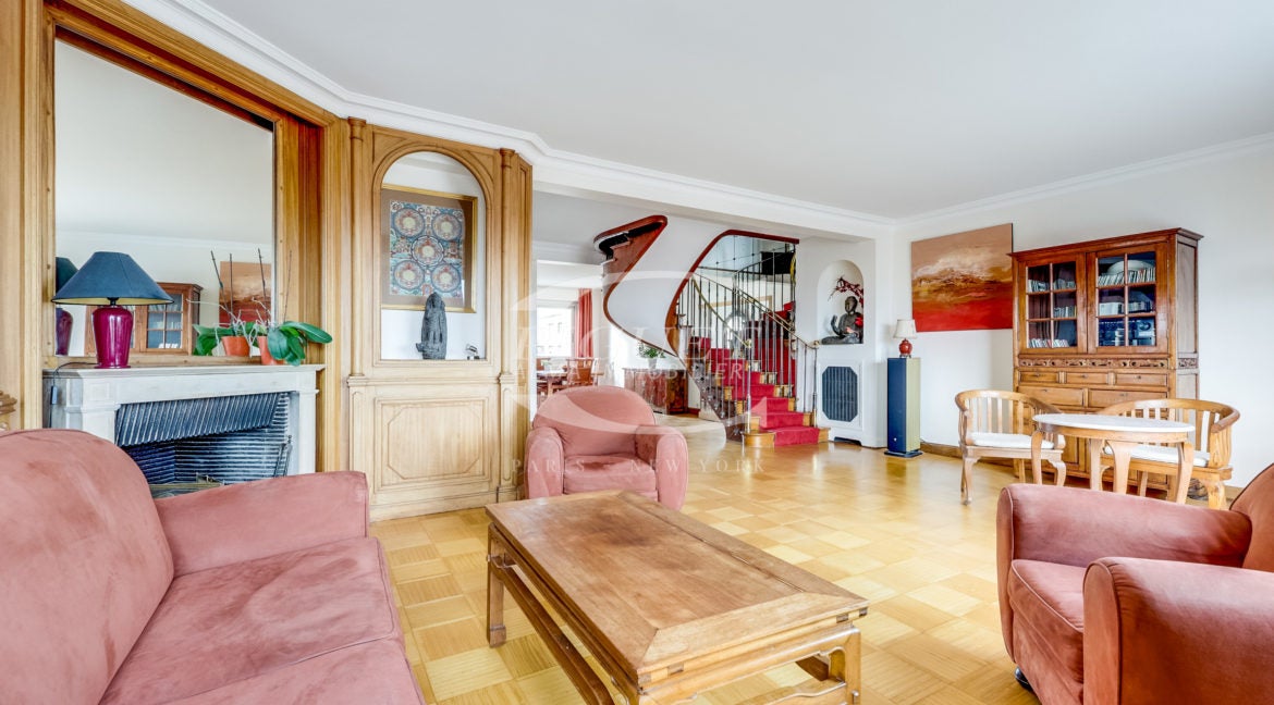 Appartement Avenue de Tourville à Paris