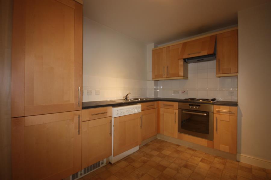 Flat Faraday Road in Guildford