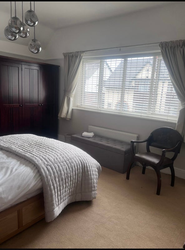 Room Perrymead in Bury