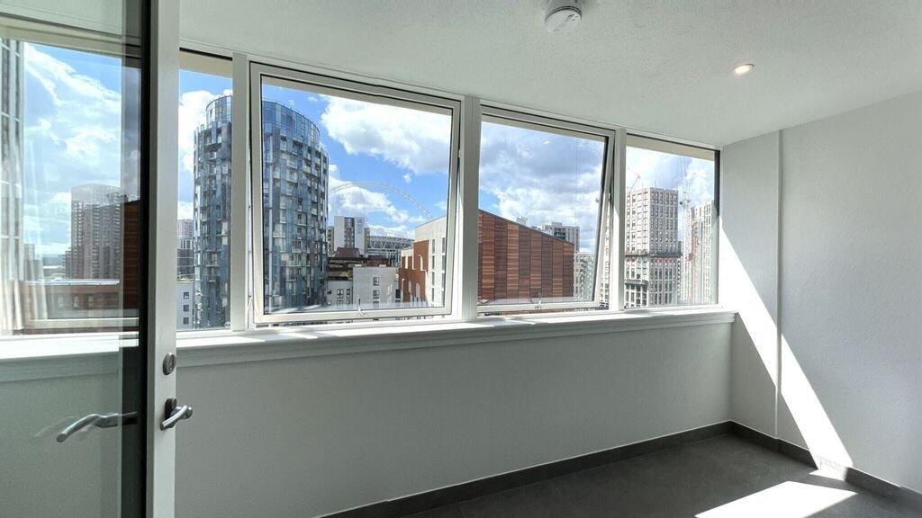 Flat Humphry Repton Lane in Greater London