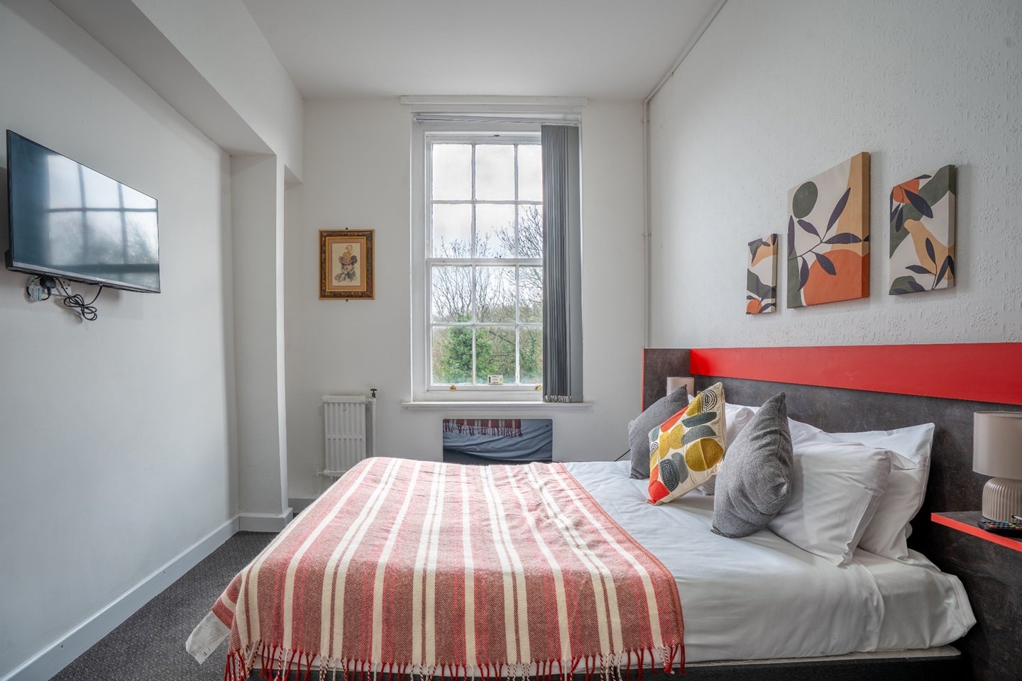 Room Trindle Road in Dudley