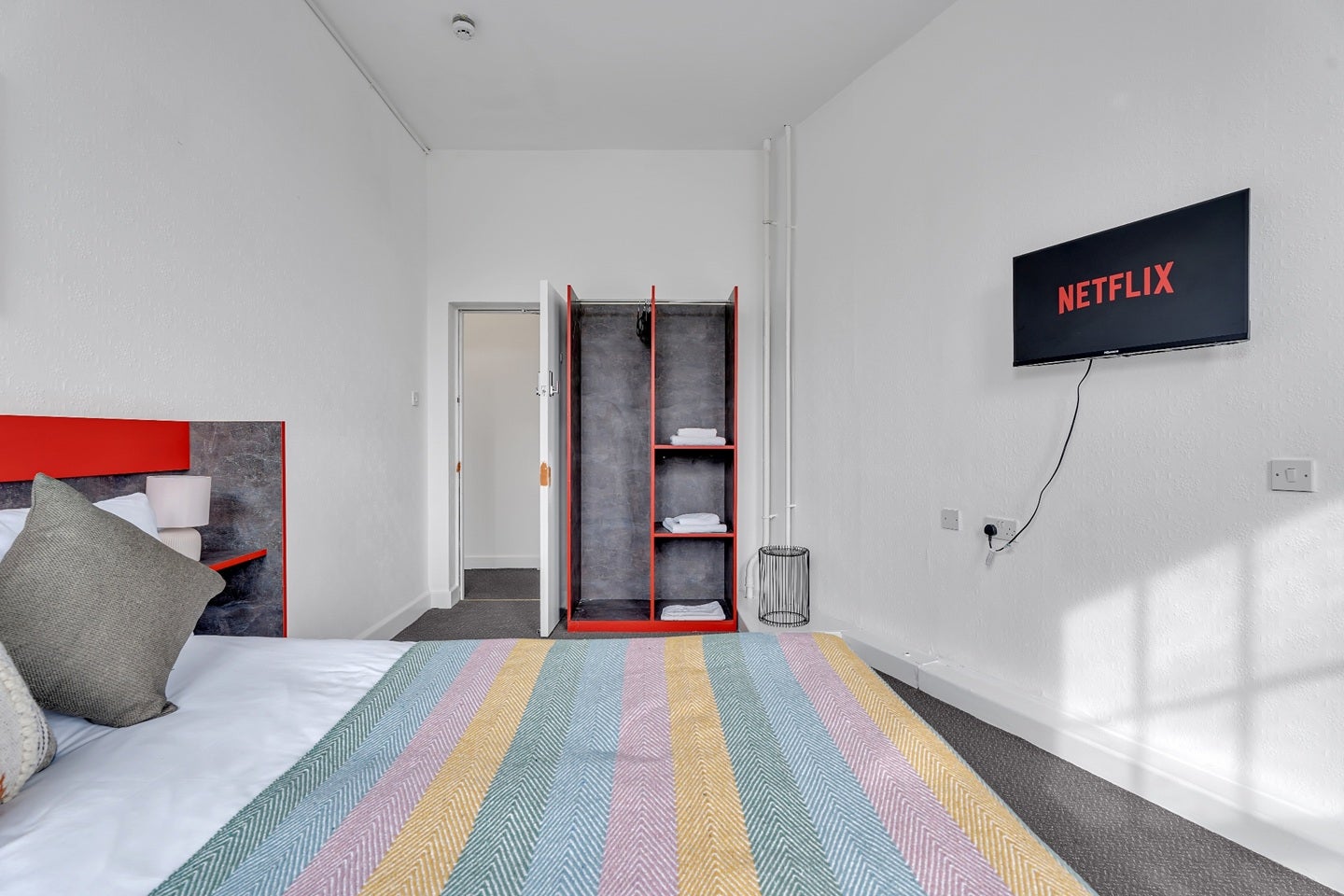 Room Trindle Road in Dudley