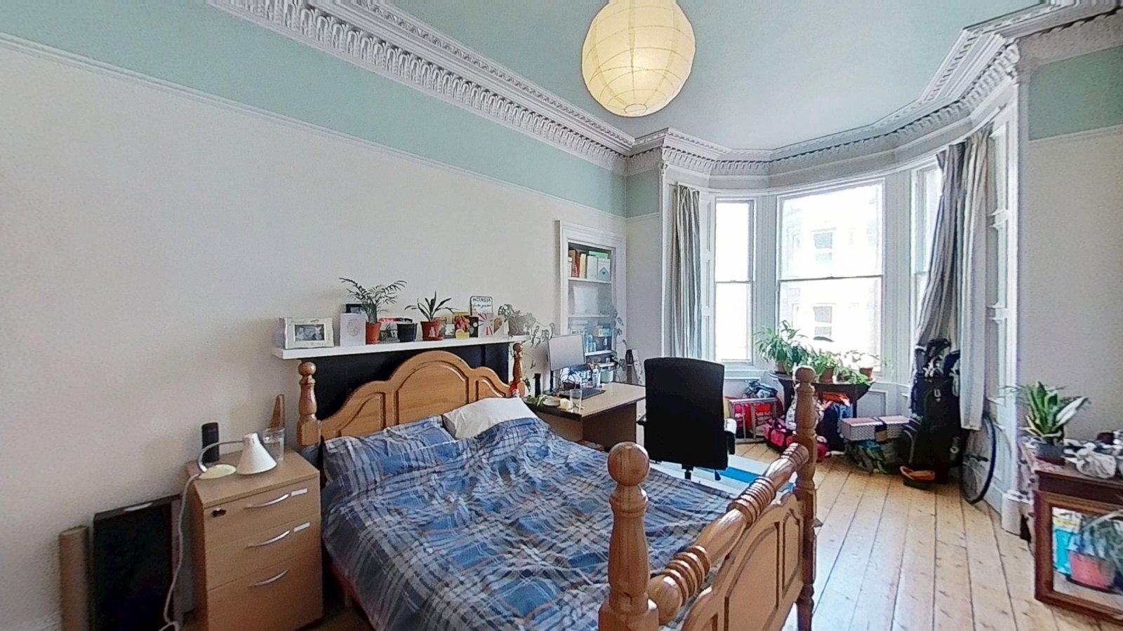 Flat Polwarth Gardens in City of Edinburgh