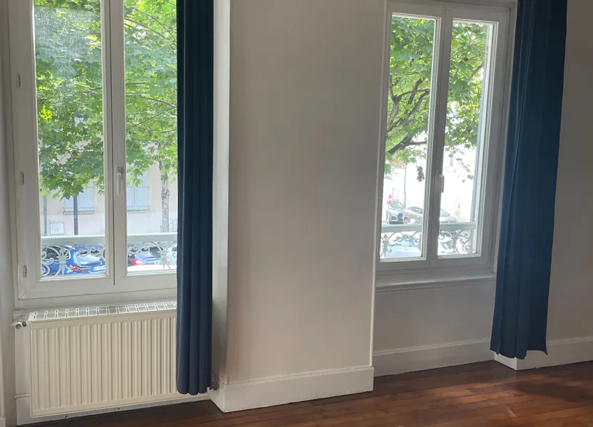 Appartement Rue du Bourgirault à Cosne-Cours-sur-Loire