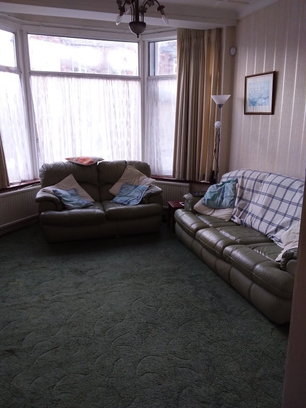 Room Sunnyhill Road in Greater London