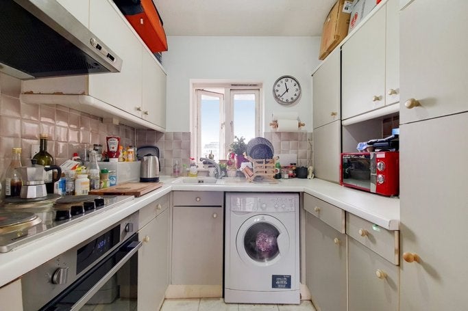 Flat Lisson Grove in City of Westminster