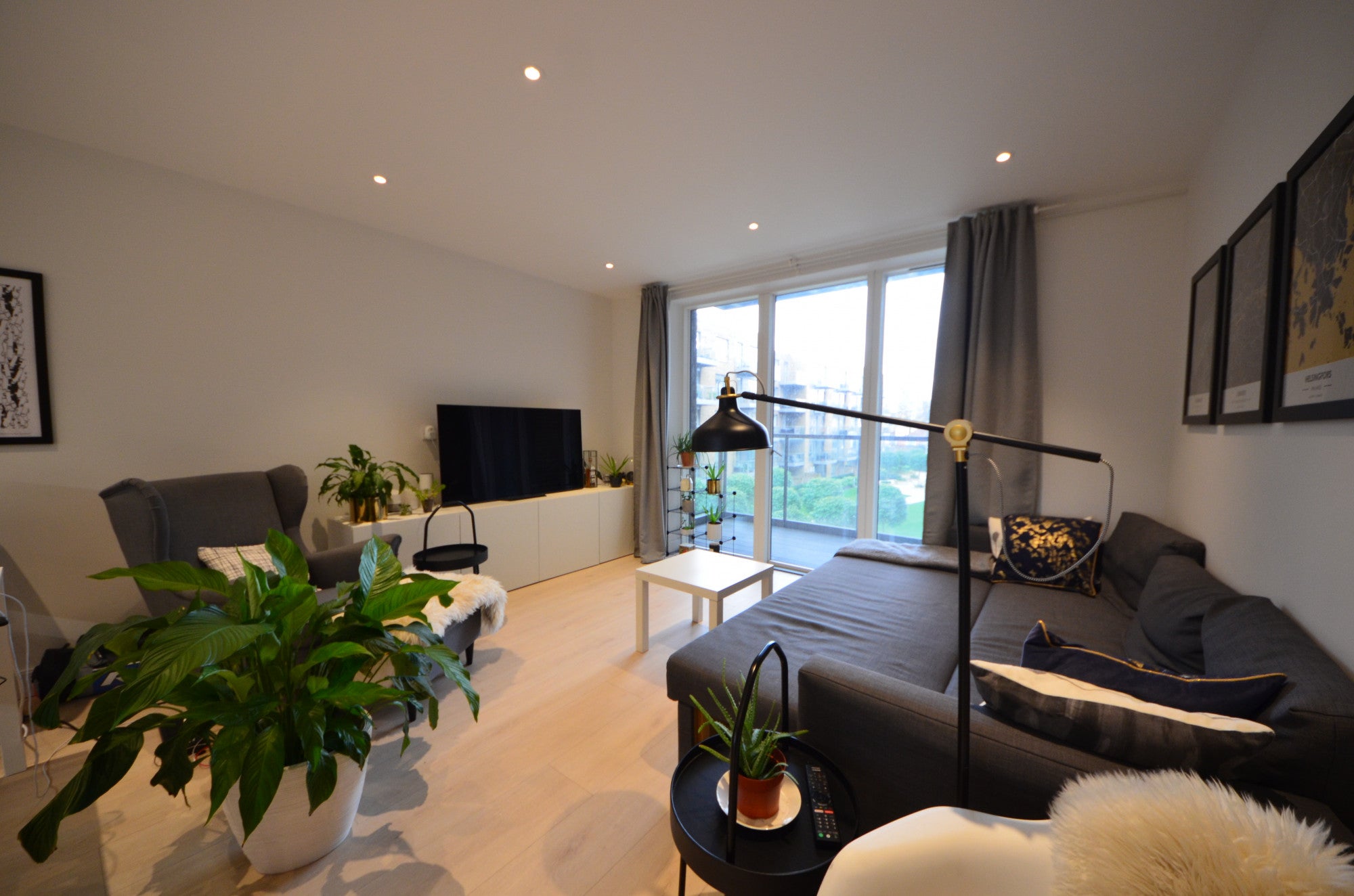 Flat Temple Road in Greater London