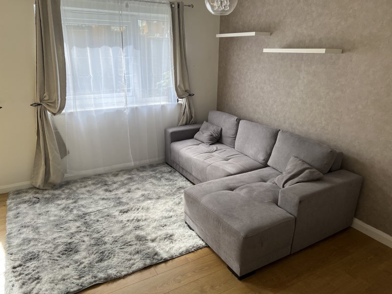 Room Trent Road in Hinckley and Bosworth