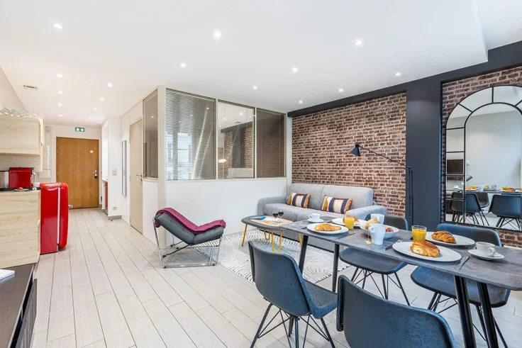 Appartement Rue Saint-Denis à Paris
