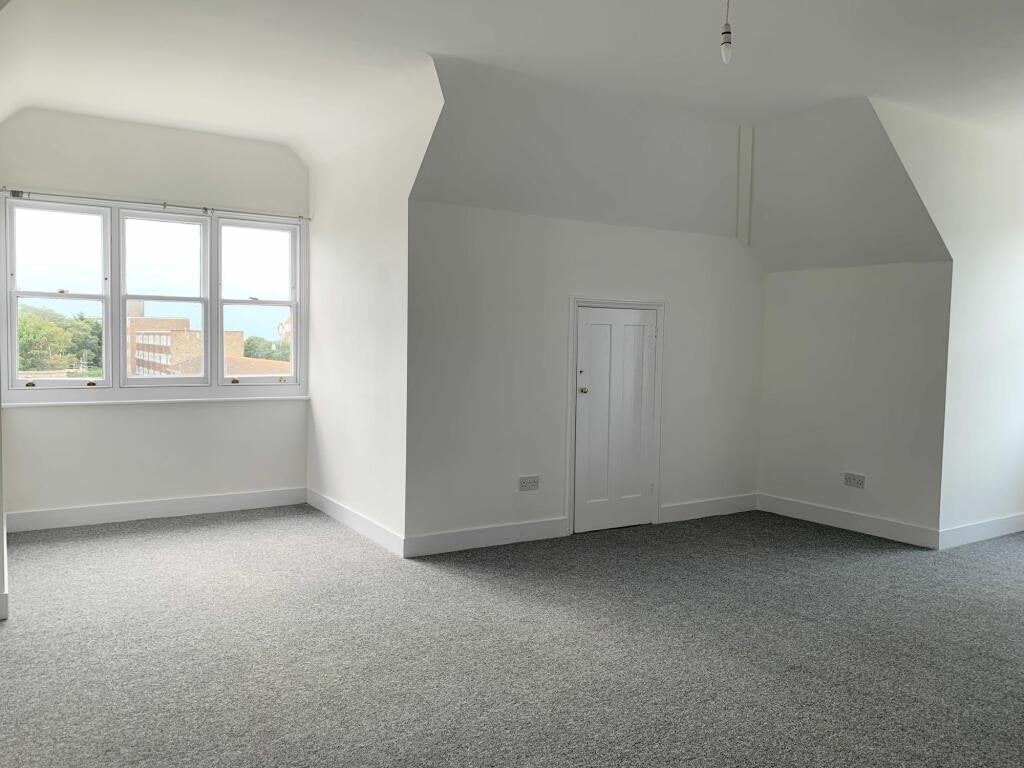 Flat Wellington Close in Thanet